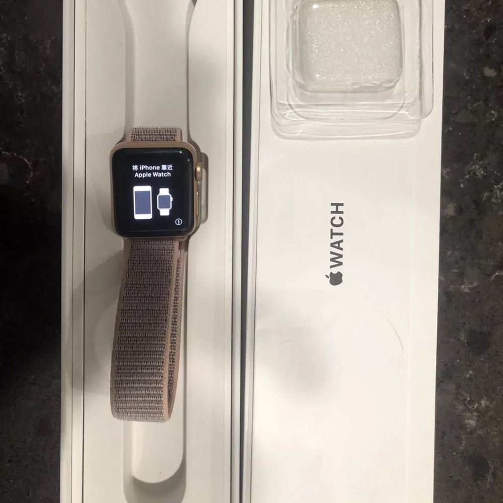 Apple Watch Series 3 Gold LTE/GPS 38mm